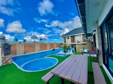 Beat the Summer Heat at this Tagaytay House with an Aquarium.